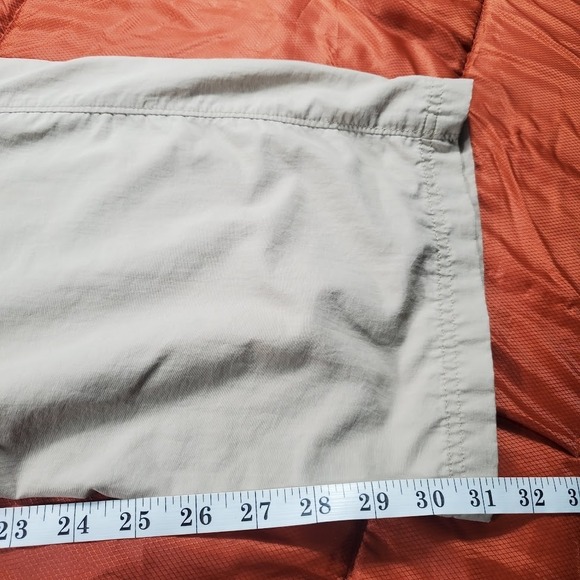 Mountain Hardware Women's Khaki Belted Outdoor Hiking Pants Size 12/34 x 31‎ - Picture 10 of 13